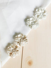 Noble Petal Split-joint Earrings